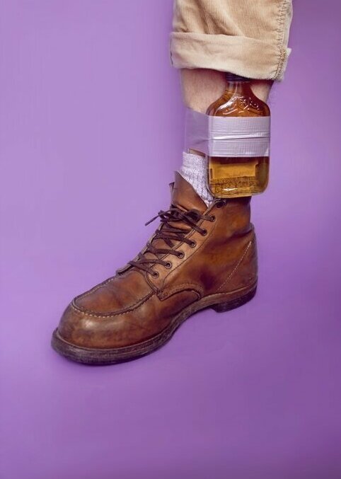 Чтобы не спалили: прячем алкоголь по-студенчески (27 фото)