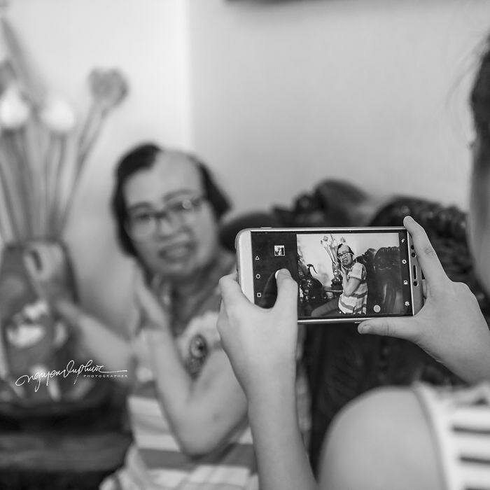 На женщину напал бывший муж и облил кислотой, она могла умереть, но выжила (14 фото) На женщину напал бывший муж и облил кислотой, она могла умереть, но выжила (14 фото)