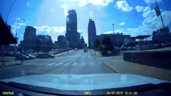 Кто выдал этим людям водительские права? (25 фото)