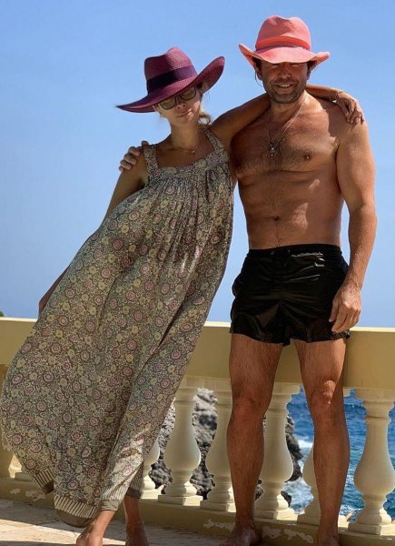 #Наташапрости. Малахов извинился перед женой за фото с любовницей
