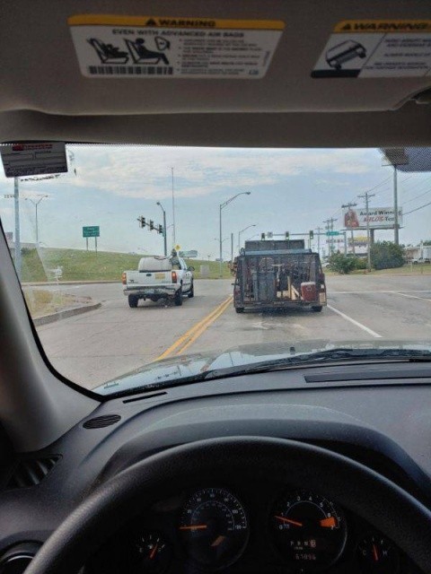 Кто выдал этим людям водительские права? (25 фото)