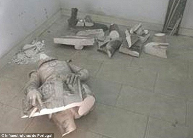 Именно из-за таких людей во многих странах недолюбливают туристов (23 фото)