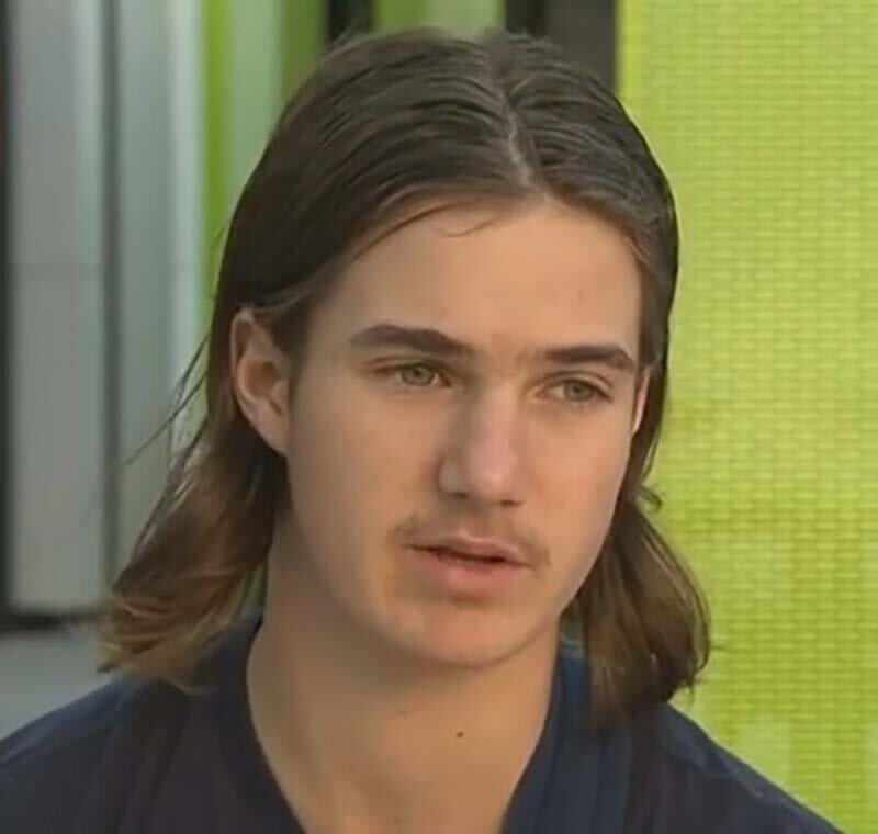 15-летний австралийский подросток смог выжить после падения с 20-метровой скалы (3 фото + 1 видео) 15-летний австралийский подросток смог выжить после падения с 20-метровой скалы (3 фото + 1 видео)