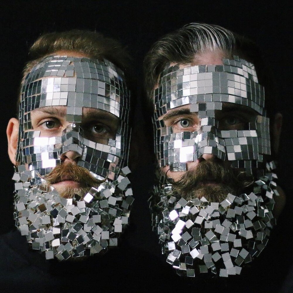 15 забавных мужчин демонстрируют, как по-разному можно использовать бороду (15 фото)