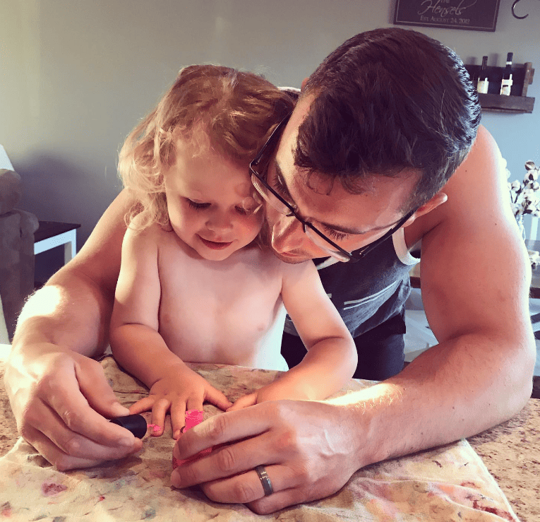 15 трогательных фотографий отцов с их дочками (16 фото)