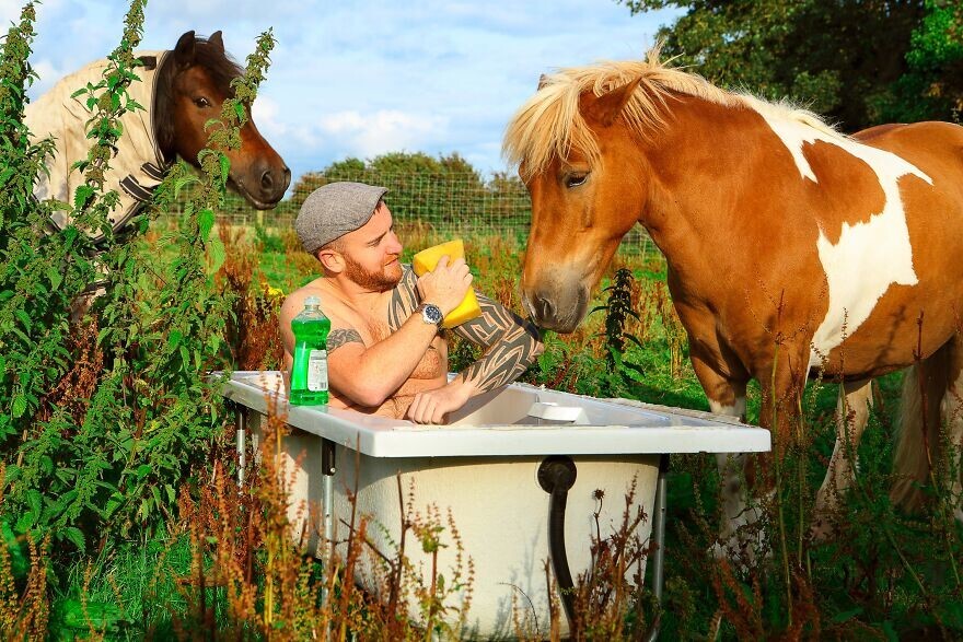 Календарь горячих ирландских фермеров на 2024 год (14 фото) Календарь горячих ирландских фермеров на 2024 год (14 фото)