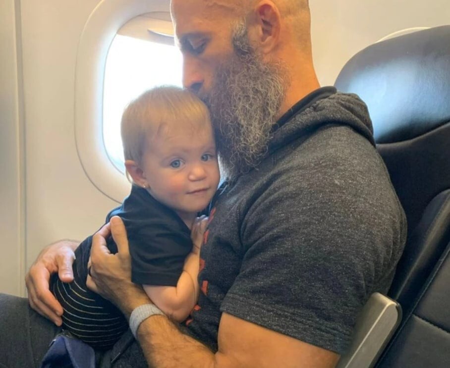 15 трогательных фотографий отцов с их дочками (16 фото)