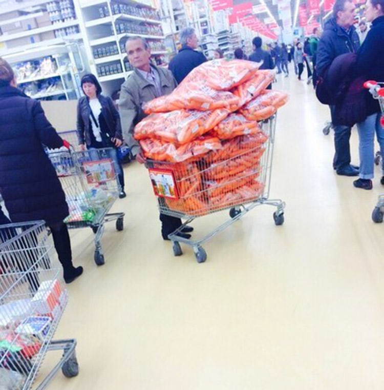 Те самые люди, о которых идет речь в математических задачках для младшеклассников (15 фото) Те самые люди, о которых идет речь в математических задачках для младшеклассников (15 фото)