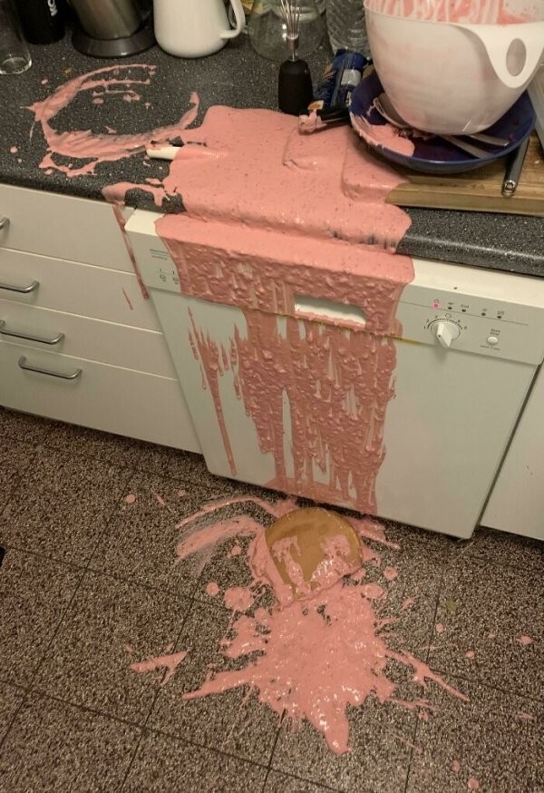 15 человек, которым нужно как-то пережить этот понедельник (16 фото) 15 человек, которым нужно как-то пережить этот понедельник (16 фото)