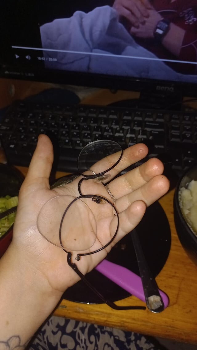 Неудачники, у которых каждый день - новая беда (15 фото)