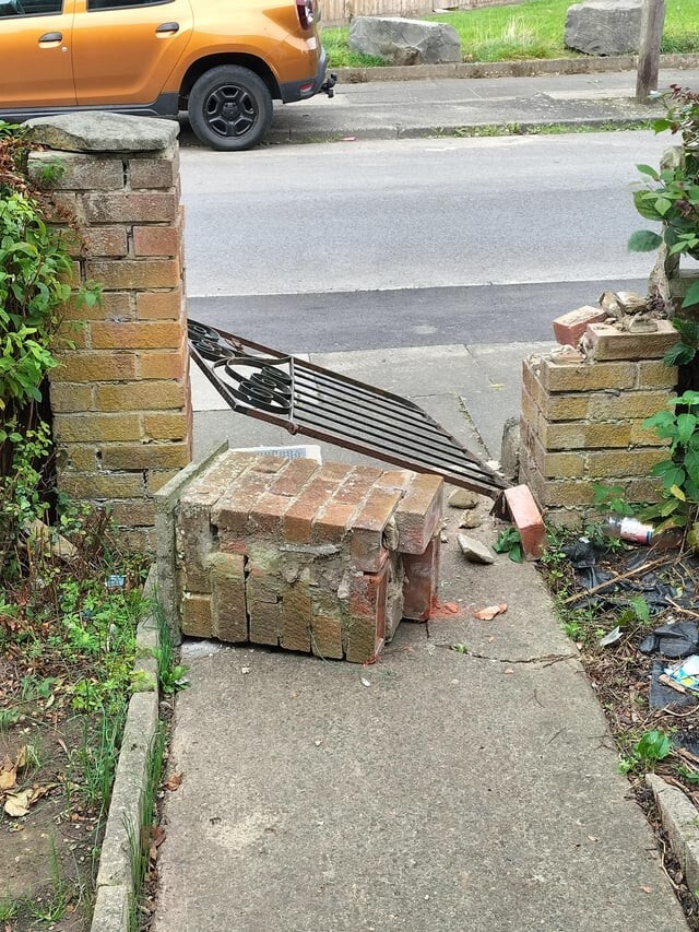 Неудачники, у которых каждый день - новая беда (15 фото)