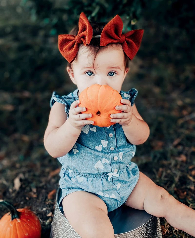 Мама устроила зомби-фотосессию с дочерьми к Хэллоуину и получила смертельные угрозы от троллей (10 фото)