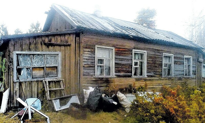 Многодетная семья прячется от органов опеки, спасая своих детей (5 фото) Многодетная семья прячется от органов опеки, спасая своих детей (5 фото)