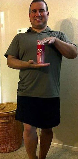 Ультраженственные изменения ветерана войны из США (10 фото)