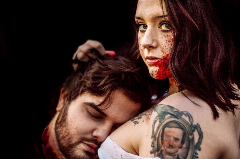 Мама устроила зомби-фотосессию с дочерьми к Хэллоуину и получила смертельные угрозы от троллей (10 фото)