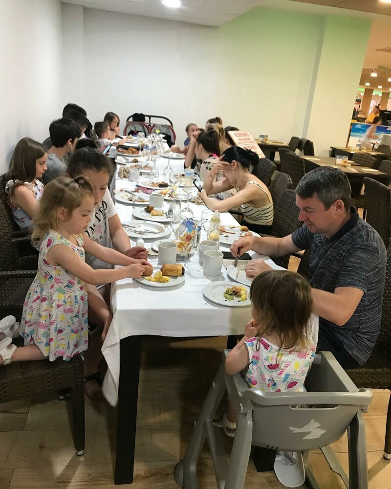 "22-й на подходе": британка, обещавшая больше никогда не рожать, снова забеременела (8 фото + 1 видео) "22-й на подходе": британка, обещавшая больше никогда не рожать, снова забеременела (8 фото + 1 видео)