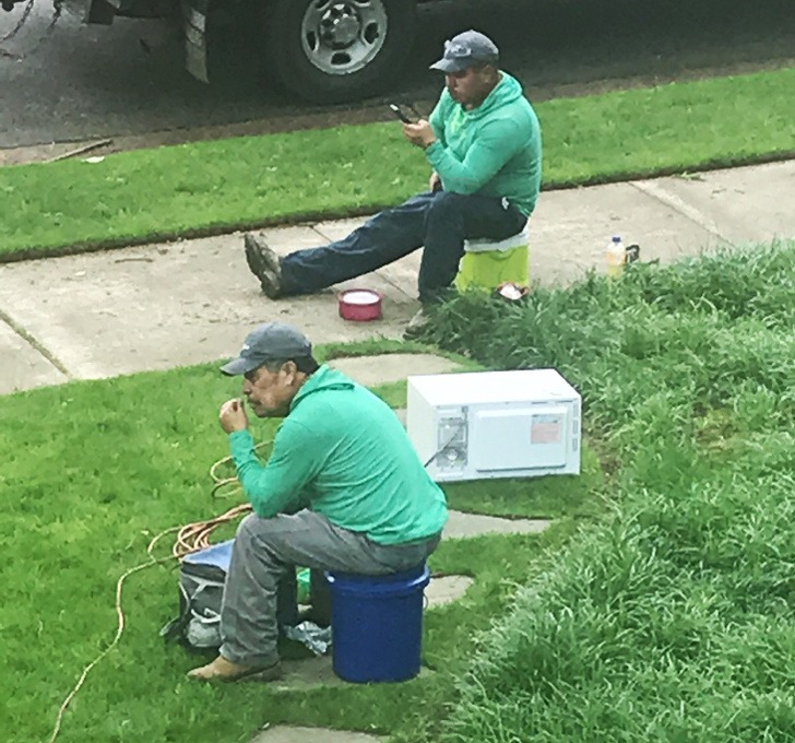 Интересные и немного безумные примеры народной смекалки (18 фото)