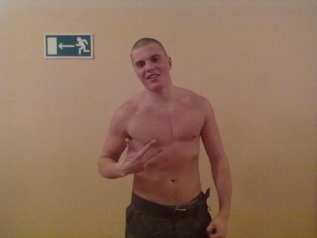 Сын чиновника с другом до смерти избили человека и сняли это на видео: красноярцы готовятся протестовать (10 фото + 2 видео)