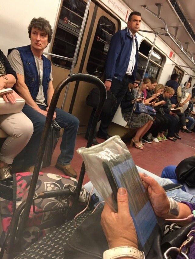 Удивительные поступки бабушек (20 фото)