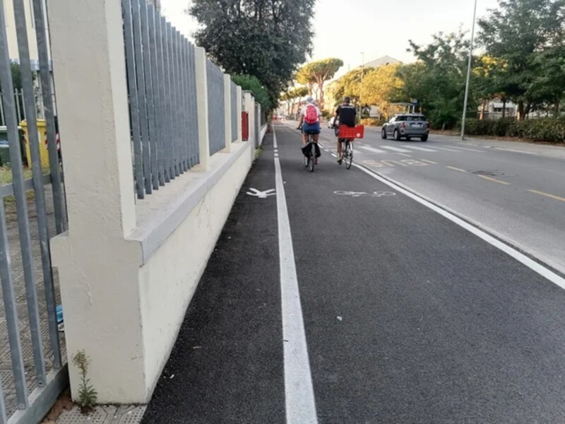 Тротуарные изыски для самых отъявленных извращенцев (18 фото) Тротуарные изыски для самых отъявленных извращенцев (18 фото)