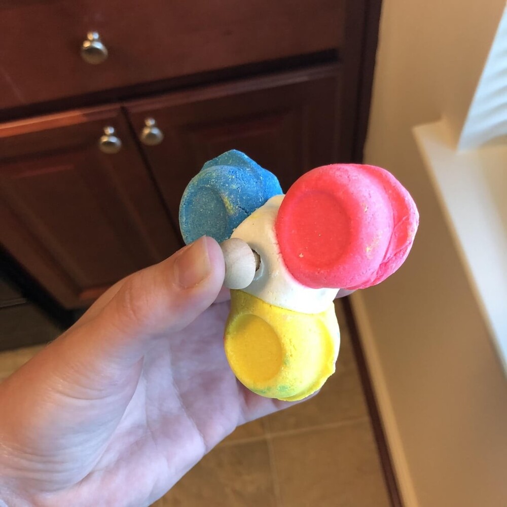 17 абсурдных и забавных изобретений, которые иногда просто необходимы (18 фото) 17 абсурдных и забавных изобретений, которые иногда просто необходимы (18 фото)