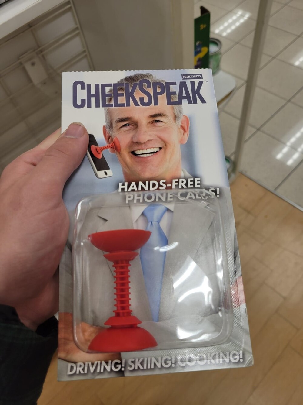 17 абсурдных и забавных изобретений, которые иногда просто необходимы (18 фото) 17 абсурдных и забавных изобретений, которые иногда просто необходимы (18 фото)